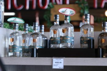 Mezcal Puebla Espadín llega a 28 sucursales de Prissa en cinco estados