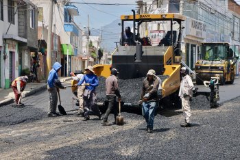 Pavimentan calle San Alfonso en Puebla; beneficia a 66 mil habitantes