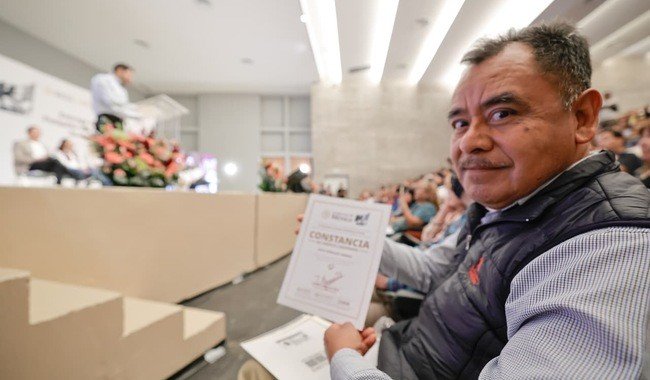 ISSSTE entrega 519 finiquitos de créditos FOVISSSTE en CDMX
