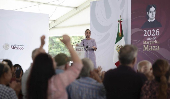 Sheinbaum critica deuda del Fobaproa y destaca inversión social en Colima