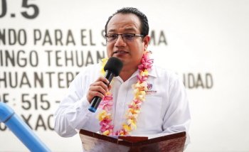 Inauguran pozo profundo en Tehuantepec que beneficiará a 45 mil habitantes