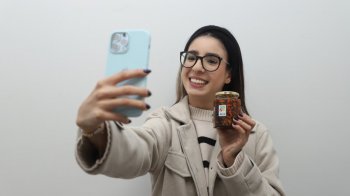 Jóvenes de Aguascalientes podrán registrar su marca ante el IMPI con 90% de descuento