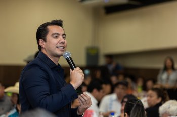 Mercado Lomas de Casablanca celebra 47 años con reconocimientos a locatarios