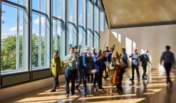 Ensemble Modern llevará música contemporánea al Cervantino con obra inspirada en Tamayo