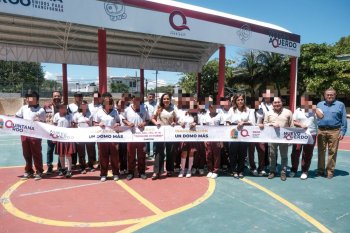 Entregan domo a secundaria técnica 8 de Octubre en Cancún para más de 500 alumnos