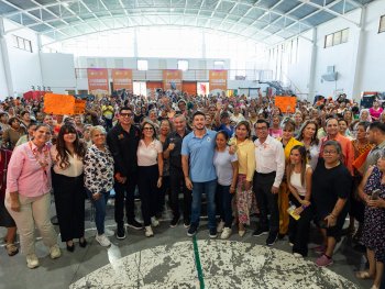 Entregan en Guadalupe tarjetas de 'Ayudamos a las Mujeres'; van 106 mil registradas