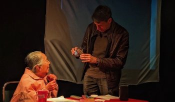 María Elena Olivares celebra 70 años en escena con el monólogo La Nona Roja en el Cenart
