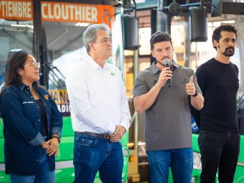 Nuevo León entrega 30 autobuses para rutas del poniente de Monterrey