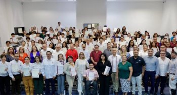 CECyTE BCS firma convenio con COPARMEX Los Cabos y entrega 112 certificados