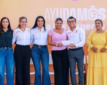 Entregan 150 tarjetas de Ayudamos a las Mujeres en San Nicolás; suman 106 mil