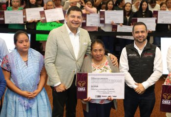 Gobierno de Puebla y diputados gestionan 543 obras comunitarias por 76 mdp