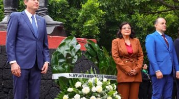 Conmemoran en Morelia el 216 aniversario del inicio de la Independencia de México