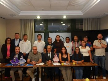 Guías de la Sierra Gorda recorren el Camino de Santiago en Galicia para impulsar ruta