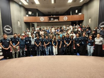 UPQ lleva a Ohio equipo de 12 estudiantes a competencia BAJA SAE