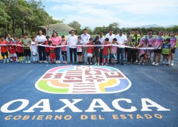 Inauguran Unidad Deportiva Villa Primavera en Puerto Escondido con inversión de 22.4 mdp