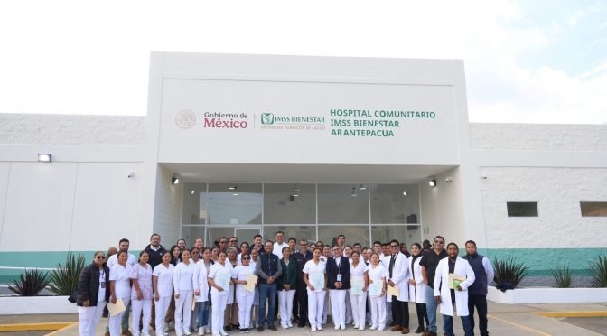 Michoacán suma hospitales, PET Scan y 50 ambulancias en cinco años de gestión
