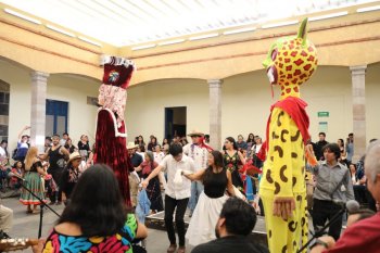 PILARES reúne academias de danza y música en fandango comunitario en Tlalpan
