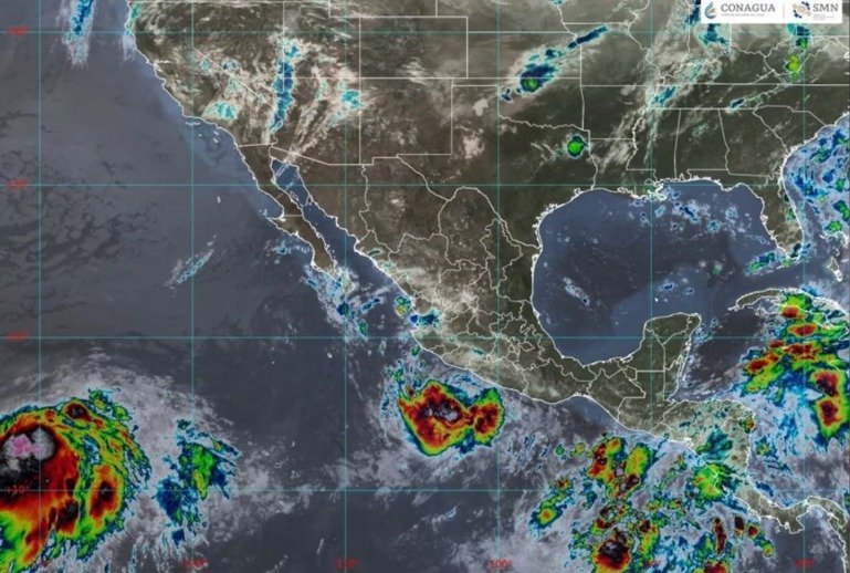 Huracán Polo categoría 1 se aleja de Oaxaca, pero dejará lluvias fuertes y oleaje de 3