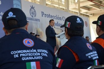 Protección Civil de Guanajuato recibe 4 camionetas 4x4 con inversión de 6.8 mdp