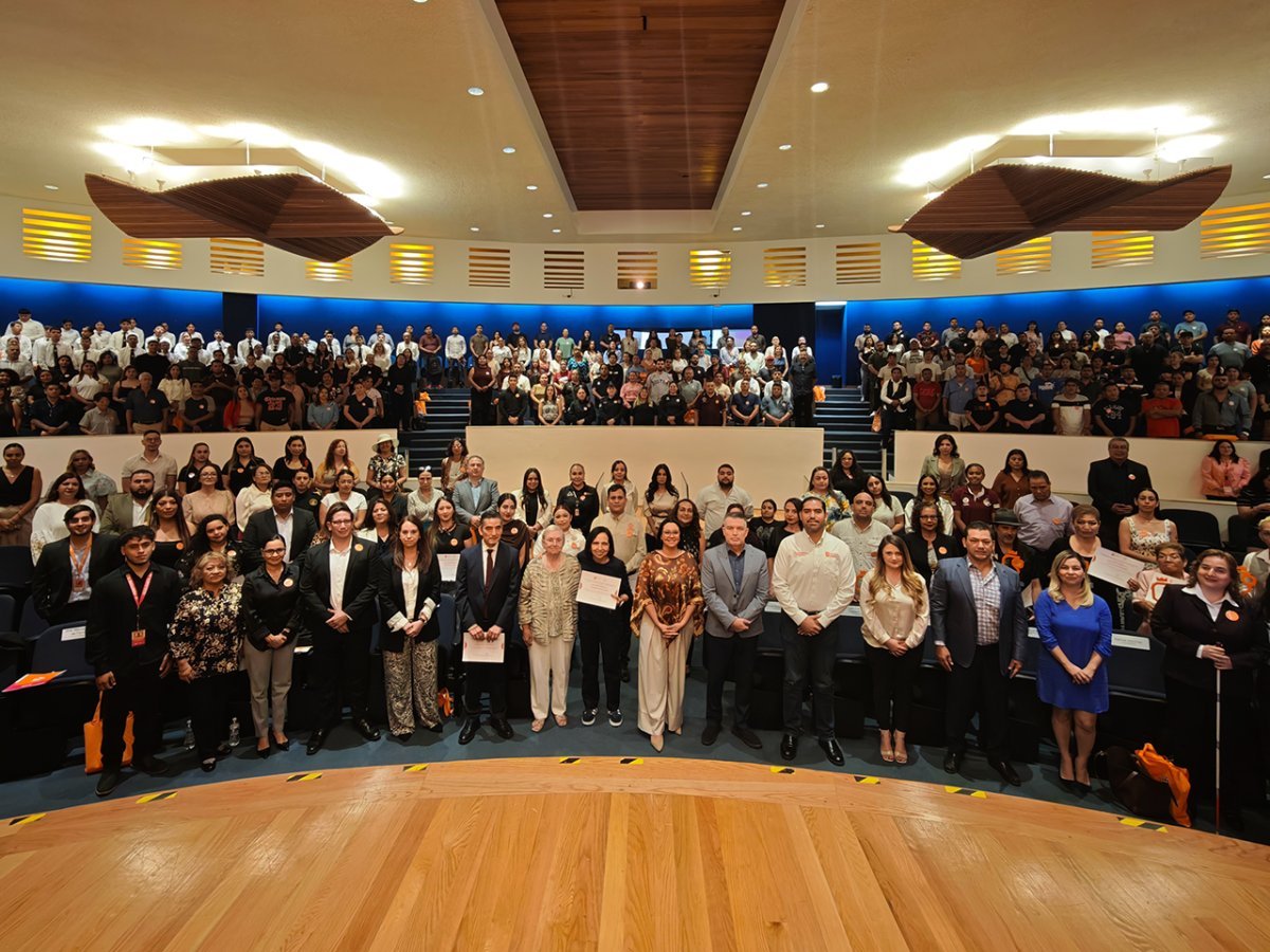 Nuevo León realiza el Primer Encuentro Estatal de Cultura de Paz y entrega los Premios de Paz