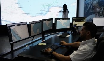 Huracán Polo baja a categoría 4; Conapesca pide resguardar embarcaciones en el Pacífico