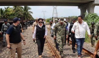 Huracán Polo categoría 5 se acerca a Guerrero y Colima; activan refugios y evacuaciones