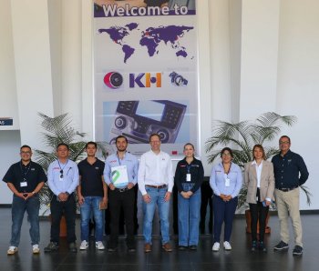 UP Santa Rosa y KH México firman convenio para prácticas profesionales y proyectos técnicos