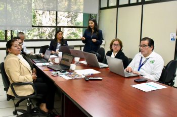 UTH reactiva exámenes de oposición docente tras 10 años; participan cinco aspirantes