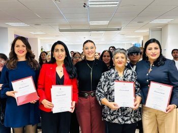 Mujeres emprendedoras comparten sus historias en mesa de diálogo de la Semujer en Zacatecas