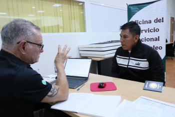 Reclutan en Puebla jornaleros para trabajar en cosecha de jitomate en Estados Unidos
