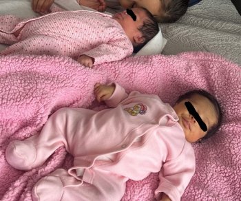 Renata y Emilia, gemelas nacidas a las 33 semanas, reciben alta médica en Guanajuato