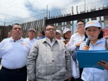 SNTE entrega pliego petitorio a gobierno de Guerrero; se compromete a dar seguimiento