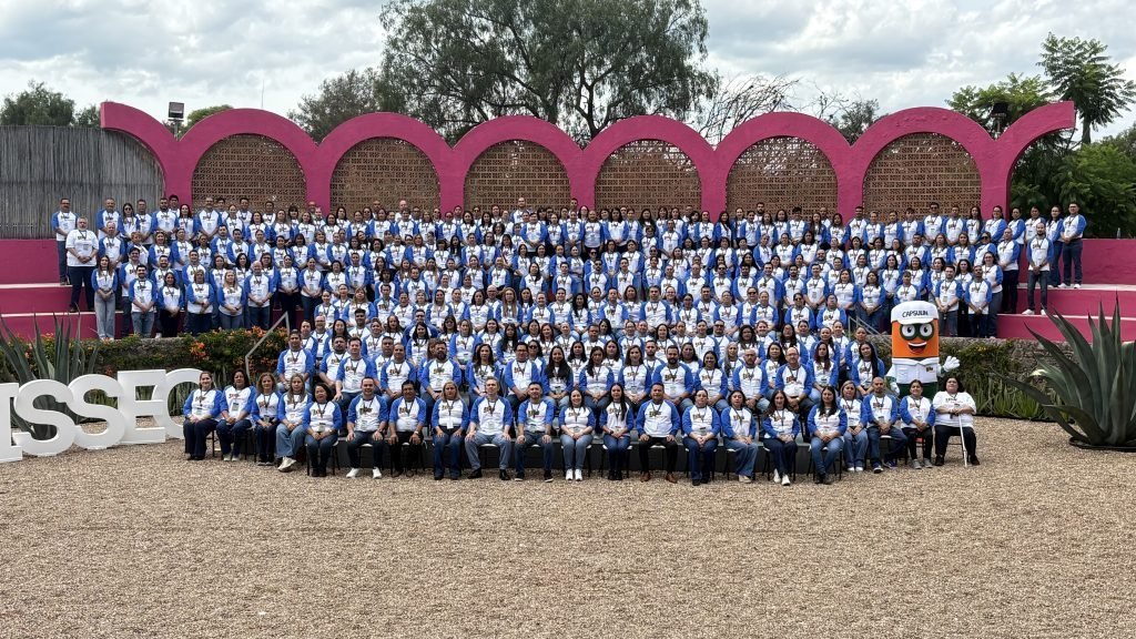 ISSEG reúne a más de 400 personas en su 24ª Convención de Ventas de Farmacias