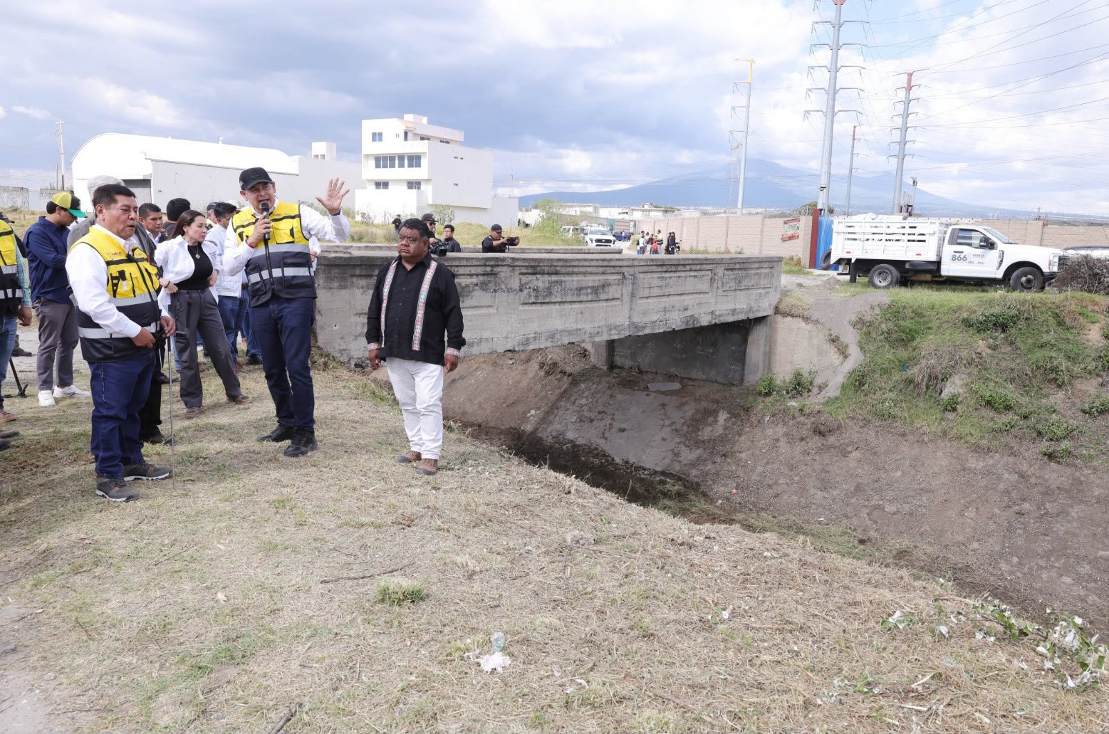 Recuperan 40-50 m³/s de capacidad hidráulica en el cruce Colombres de Puebla