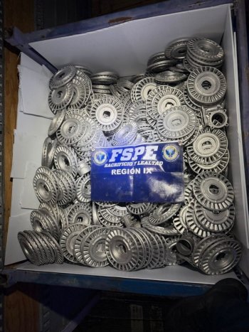 Recuperan en Silao dos contenedores con piezas de aluminio valuados en 150 mil pesos; hay tres detenidos