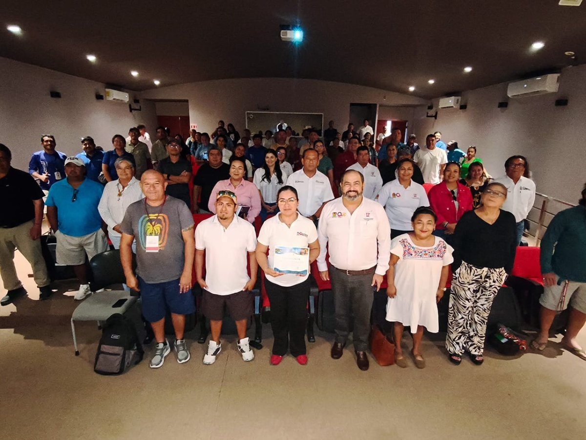 FPMC capacita a 110 personas en atención turística en Cozumel