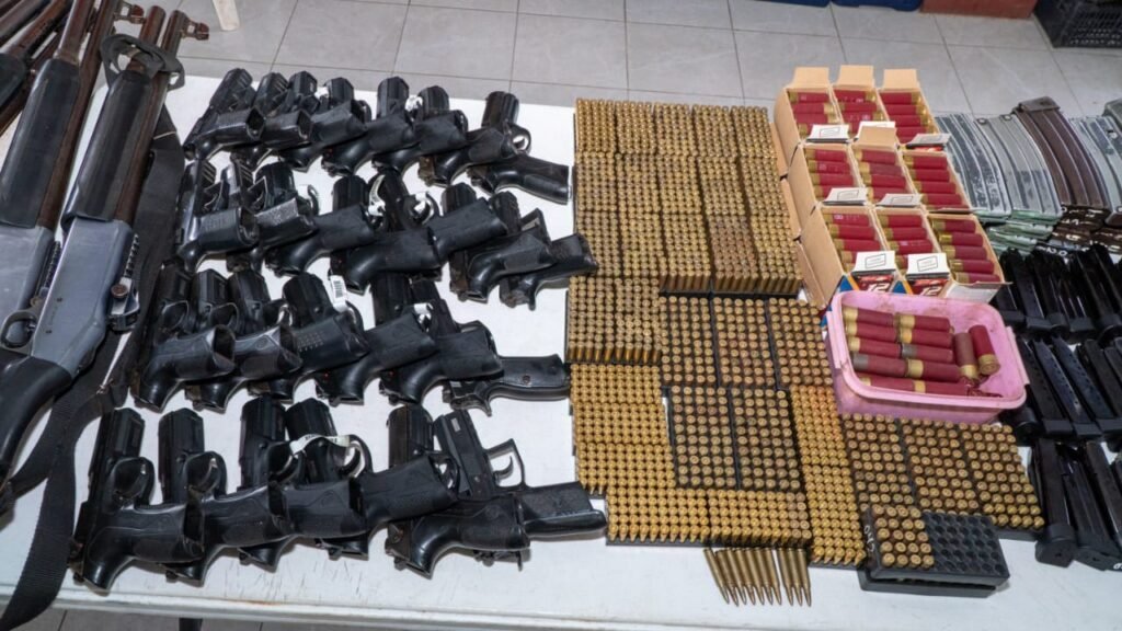 Tras desaparición de poderes en Juchitán, despliegan 267 policías y aseguran armas en la Policía Municipal