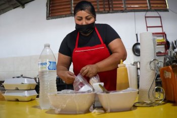 Capacitan a mil 943 concesionarios de tiendas escolares en Guanajuato