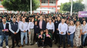 Entregan chips D4TA a mil 90 estudiantes de Cecytem en Morelia; suman casi 20 mil registros