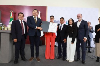 Gaby "La Bonita" Sánchez deja la Secretaría de Deporte de Puebla para preparar sus próximas peleas