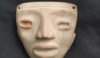 Máscara prehispánica de 2,700 años regresará a México desde Japón tras devolución voluntaria