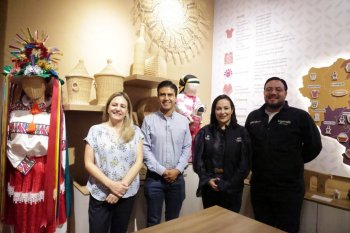 Secretario de Desarrollo Social de Querétaro visita Casa de las Artesanías y JAPEQ