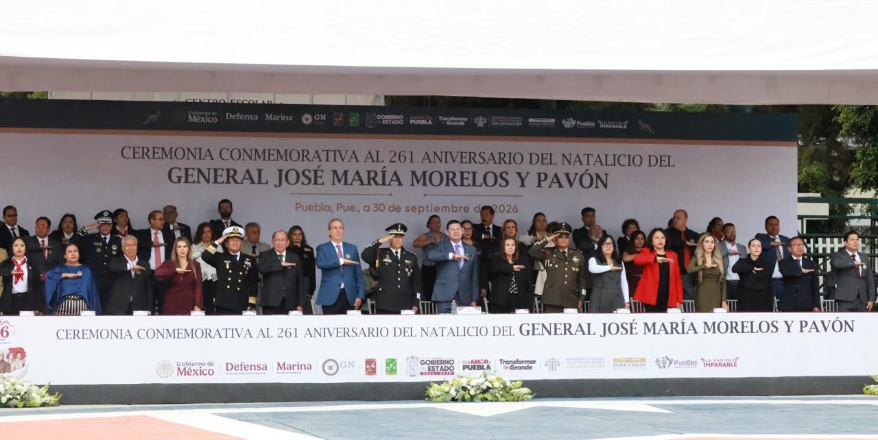 Armenta conmemora a Morelos ante 1,500 estudiantes en Puebla
