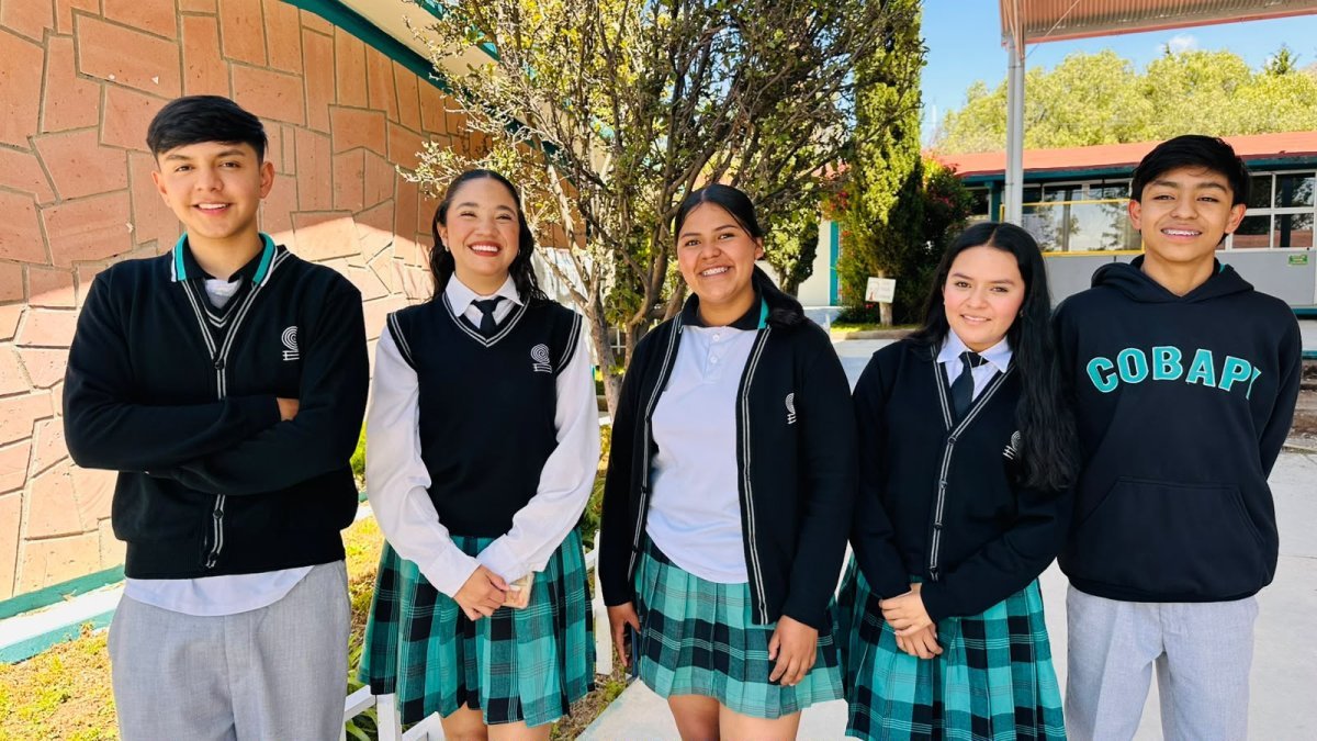 Seis estudiantes del Cobaez Pinos representarán a Zacatecas en la Fiesta de Culturas Comunitarias en el Zócalo