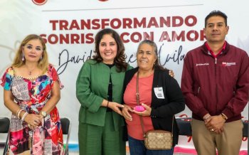 Gobierno de Zacatecas entrega 50 prótesis dentales a adultos mayores con el programa Transformando Sonrisas con Amor