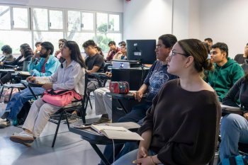 UNICREA forma a 160 estudiantes con modelo Escuela-Museo en Puebla