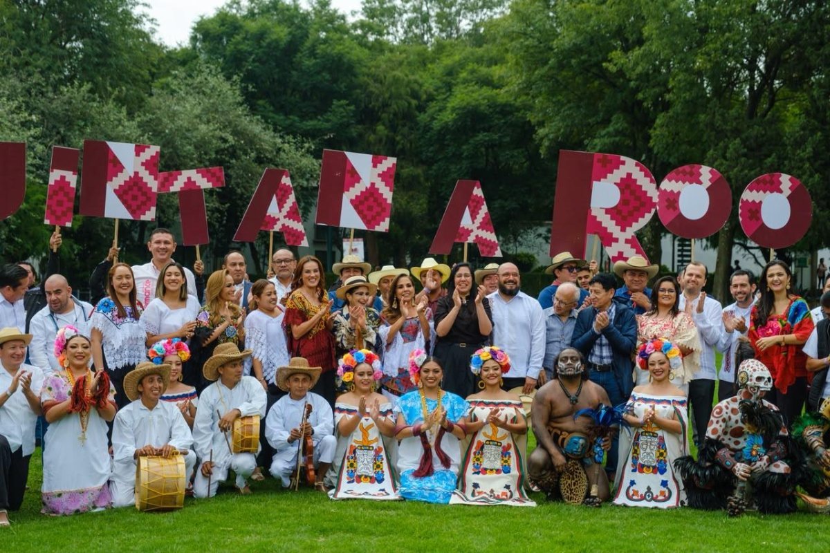 Quintana Roo lleva su cultura maya a Los Pinos con muestra de arte, cocina y tradición