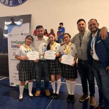Estudiantes del SABES San José Parangueo ganan oro en ExpoCiencias Guanajuato