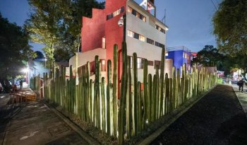 Museo Casa Estudio Diego Rivera y Frida Kahlo estrena iluminación nocturna 'La luz que habita'