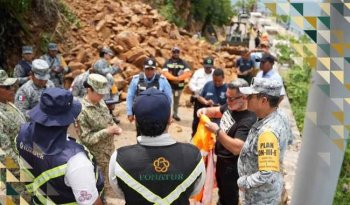 Más de 22 mil elementos de los tres órdenes atienden emergencia por huracán Simon en el Pacífico